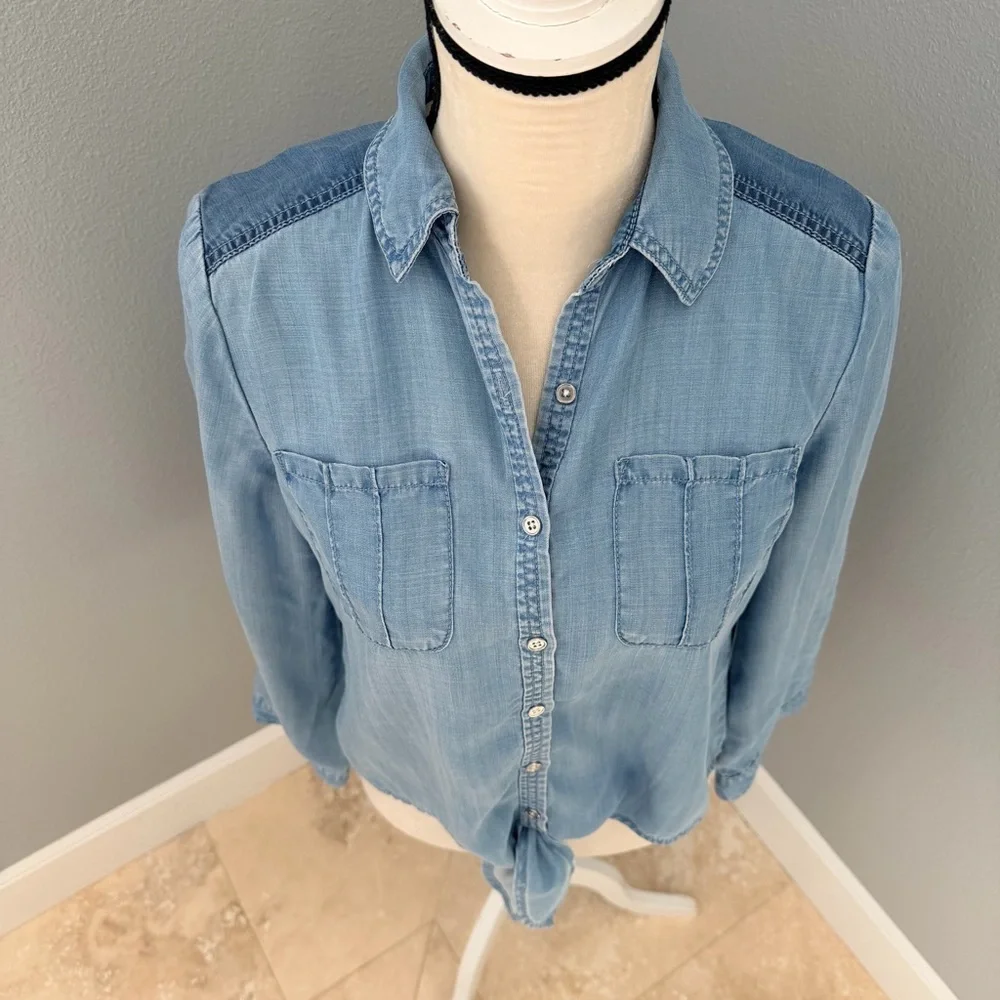 Chico's Light Blue Tie-Front Denim Button-Down - Picture 3 of 12